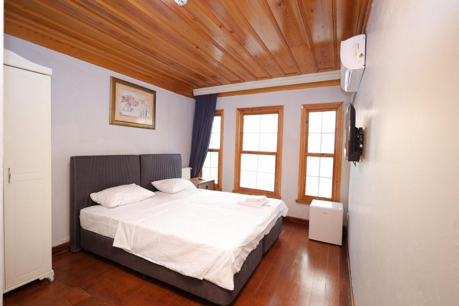 The Trip Istanbul Hotel ภายนอก รูปภาพ